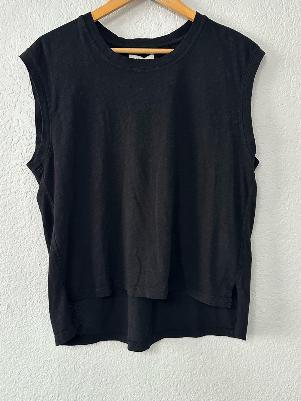 Rowan Savannah Black Baby Slub Cotton Muscle Size L Tank Top Pleated Back Boxy